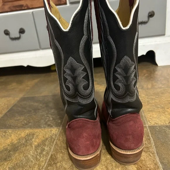 R Watson boots ❤️ - Picture 5 of 5